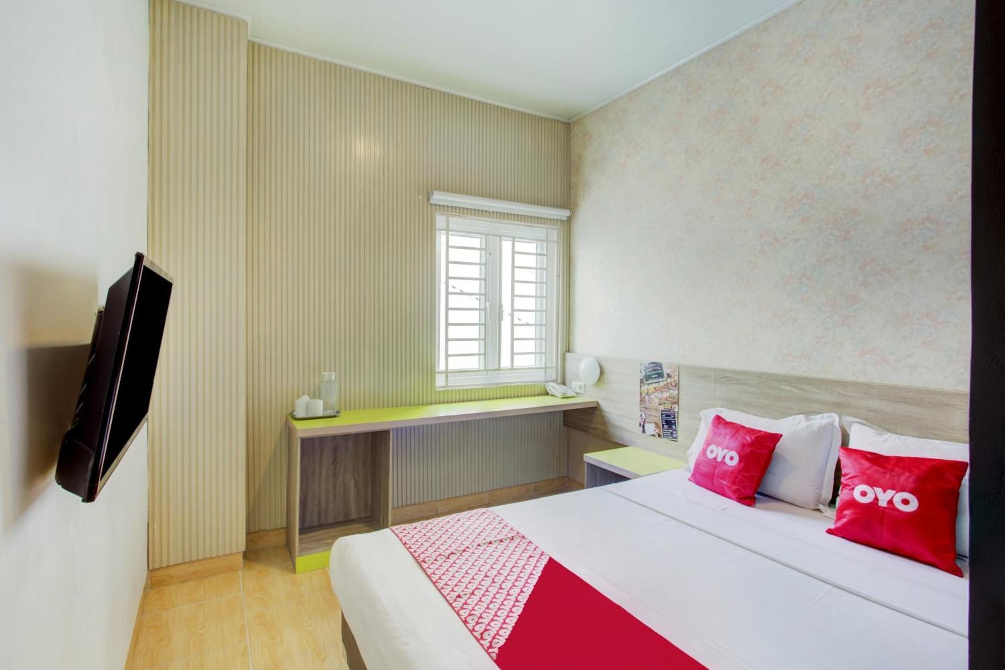 Hotel O Gambir Near Juanda Station Formerly Bunga Dahlia Джакарта Экстерьер фото